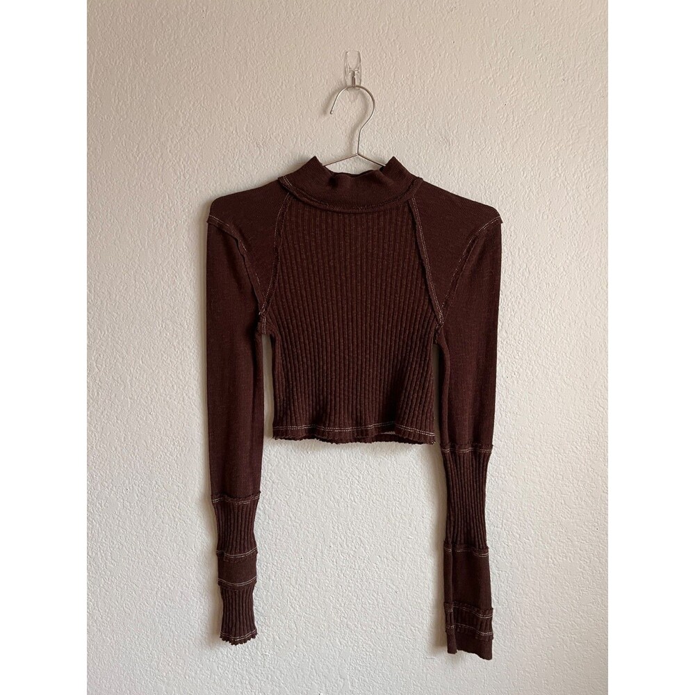 BDG Messi Seamed Mock Neck Top in Brown Size SMALL